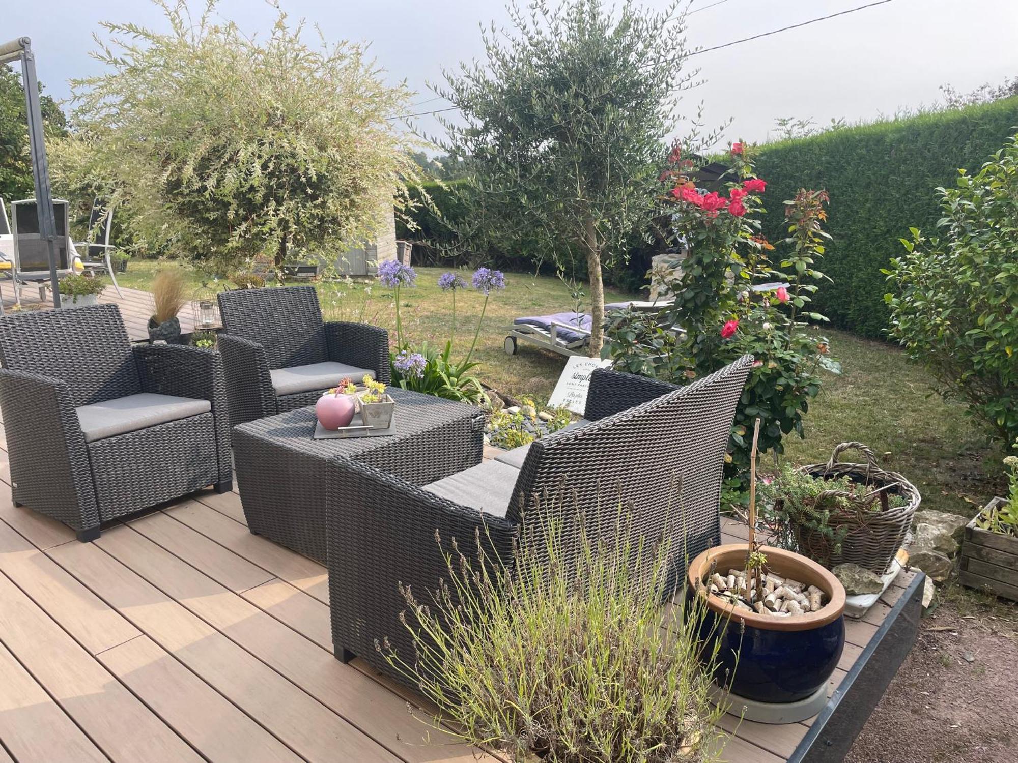 Bed and Breakfast Le Doux Refuge Esquay-sur-Seulles Exterior foto